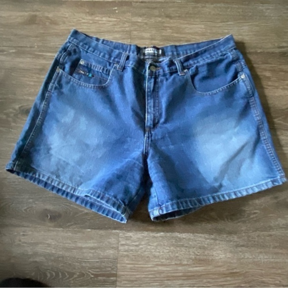 Women's Blue Jean Shorts Tractor Size 16 Medium Wash Denim